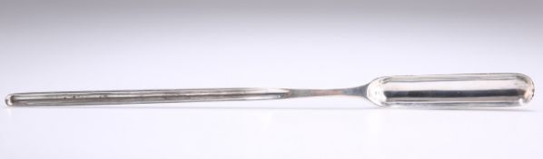 A LARGE STERLING SILVER MARROW SCOOP