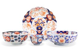 FOUR PIECES OF LATE 19TH/EARLY 20TH CENTURY JAPANESE IMARI PORCELAIN