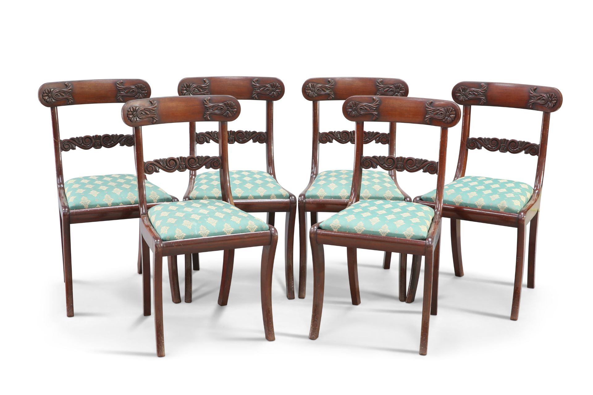 A SET OF SIX REGENCY ROSEWOOD DINING CHAIRS