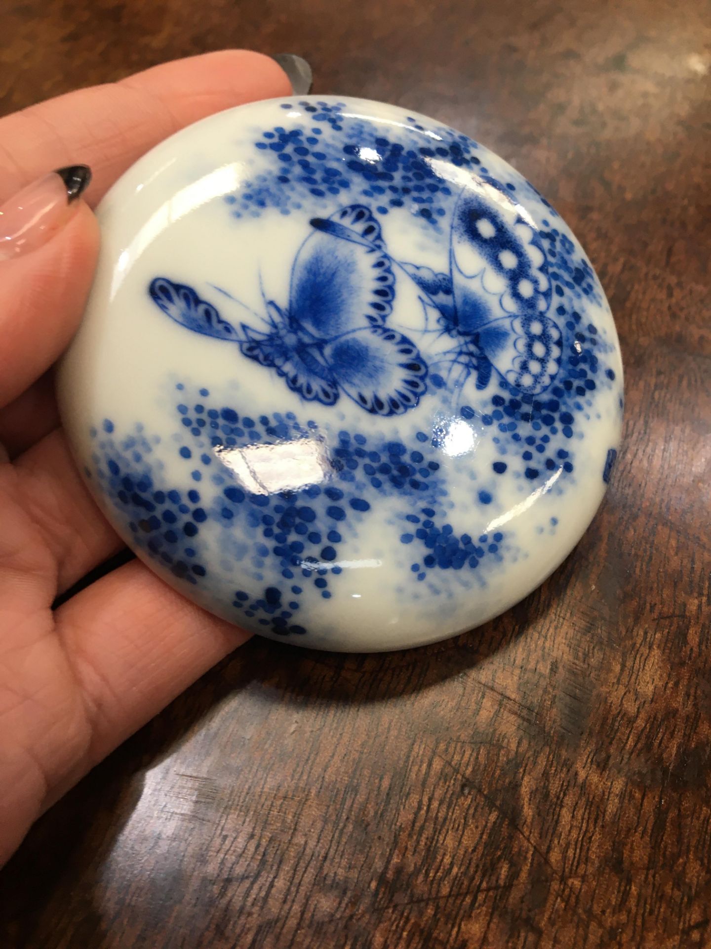 A CHINESE BLUE AND WHITE PASTE SEAL BOX - Bild 8 aus 11