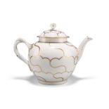 A WORCESTER GOLD QUEEN'S PATTERN TEAPOT AND COVER, CIRCA 1770