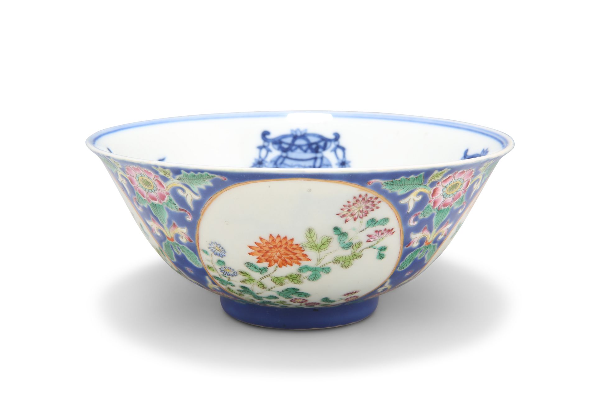 A DAOGUANG STYLE FAMILLE ROSE BOWL - Bild 3 aus 6