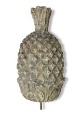 AN 18TH CENTURY BATH STONE PINEAPPLE FINIAL