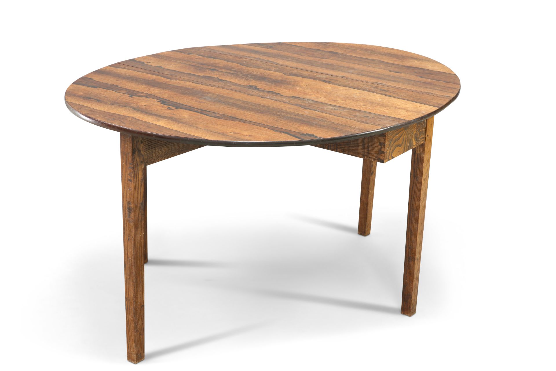 A COUNTRY STYLE ROSEWOOD AND ELM GATELEG TABLE - Bild 2 aus 2