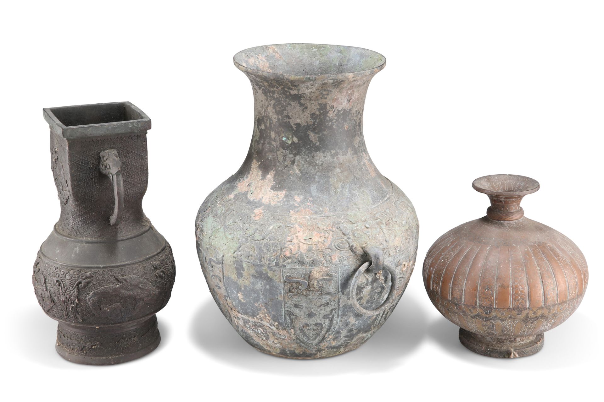 A GROUP OF THREE VASES/VESSELS - Bild 2 aus 2