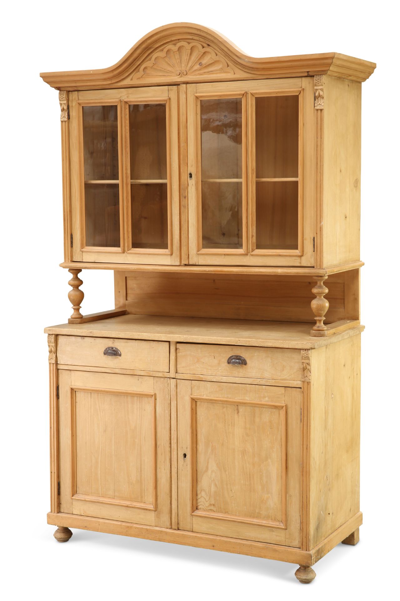 A LATE 19TH CENTURY CONTINENTAL PINE DRESSER