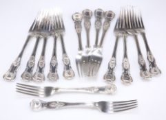 A SET OF SIX VICTORIAN SILVER TABLE FORKS