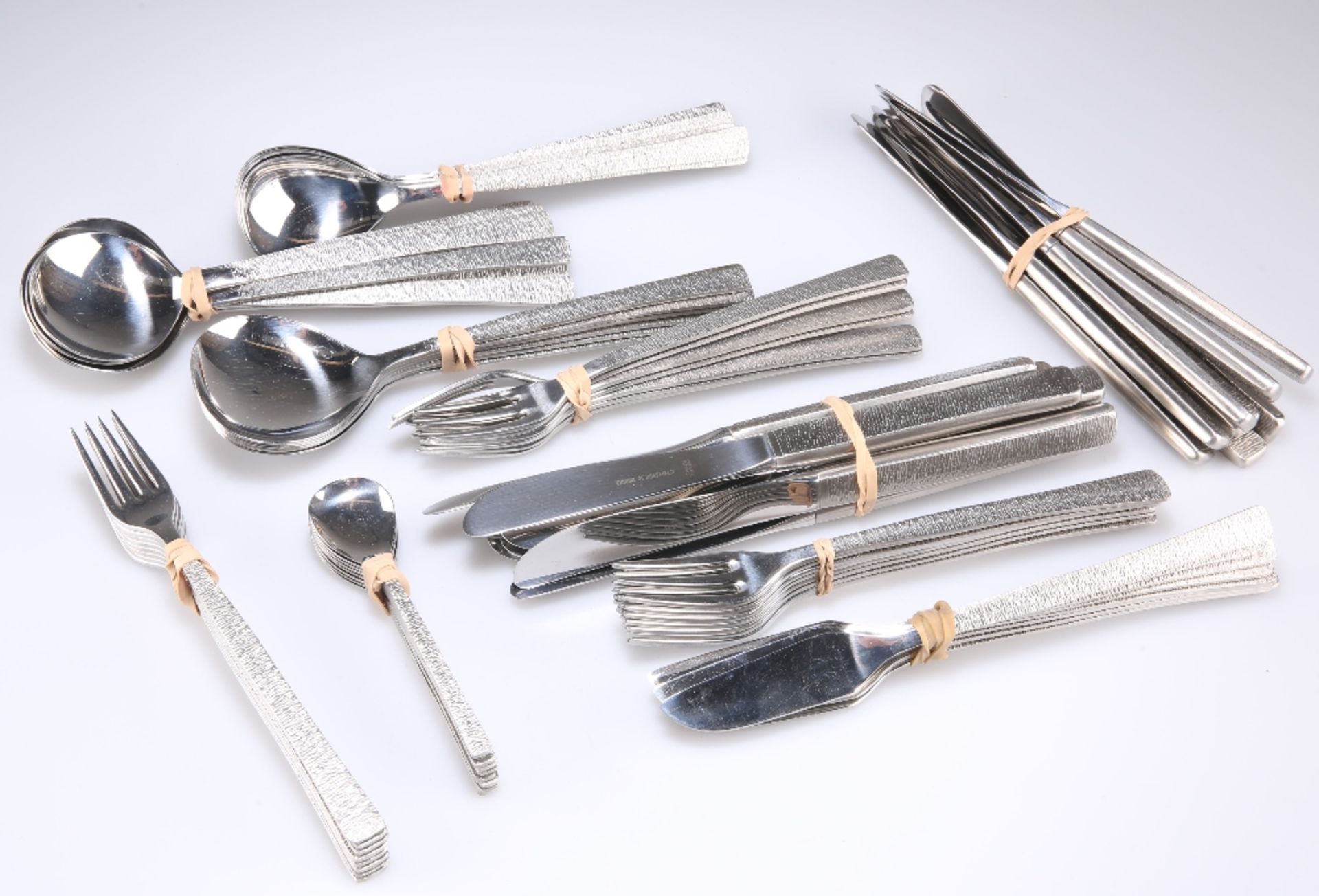 GERALD BENNEY FOR VINERS - STAINLESS STEEL 'STUDIO' CUTLERY FOR EIGHT PERSONS