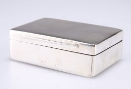 A VICTORIAN SILVER LADY'S COMPACT