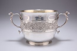 AN AMERICAN STERLING SILVER TWO-HANDLED PORRINGER