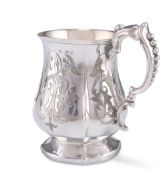 A VICTORIAN SILVER MUG