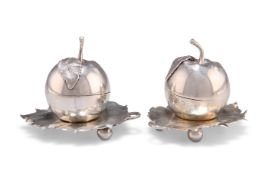 A PAIR OF ELIZABETH II SILVER NOVELTY APPLE SALT AND PEPPERS