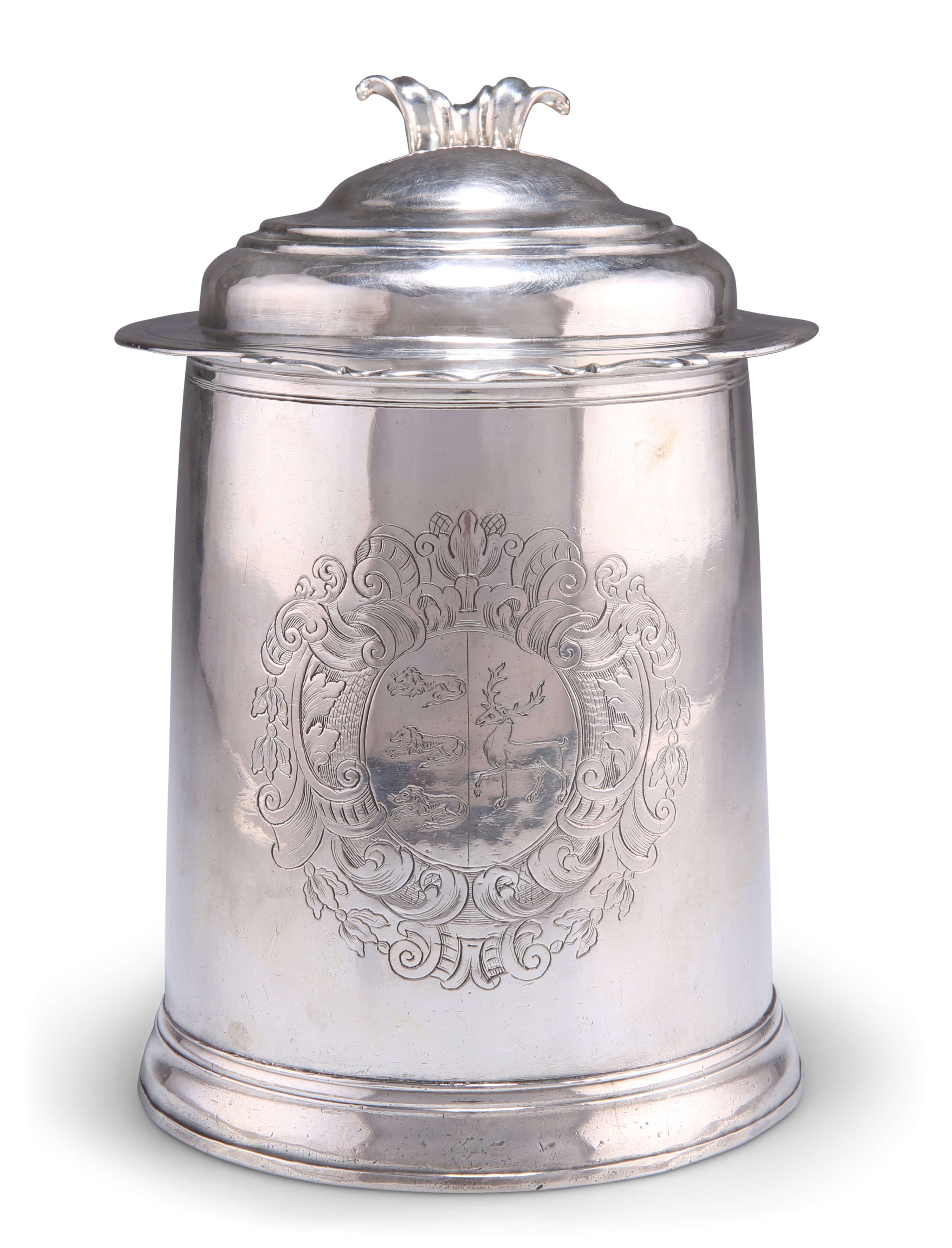 A QUEEN ANNE BRITANNIA STANDARD SILVER LIDDED TANKARD - Image 5 of 8