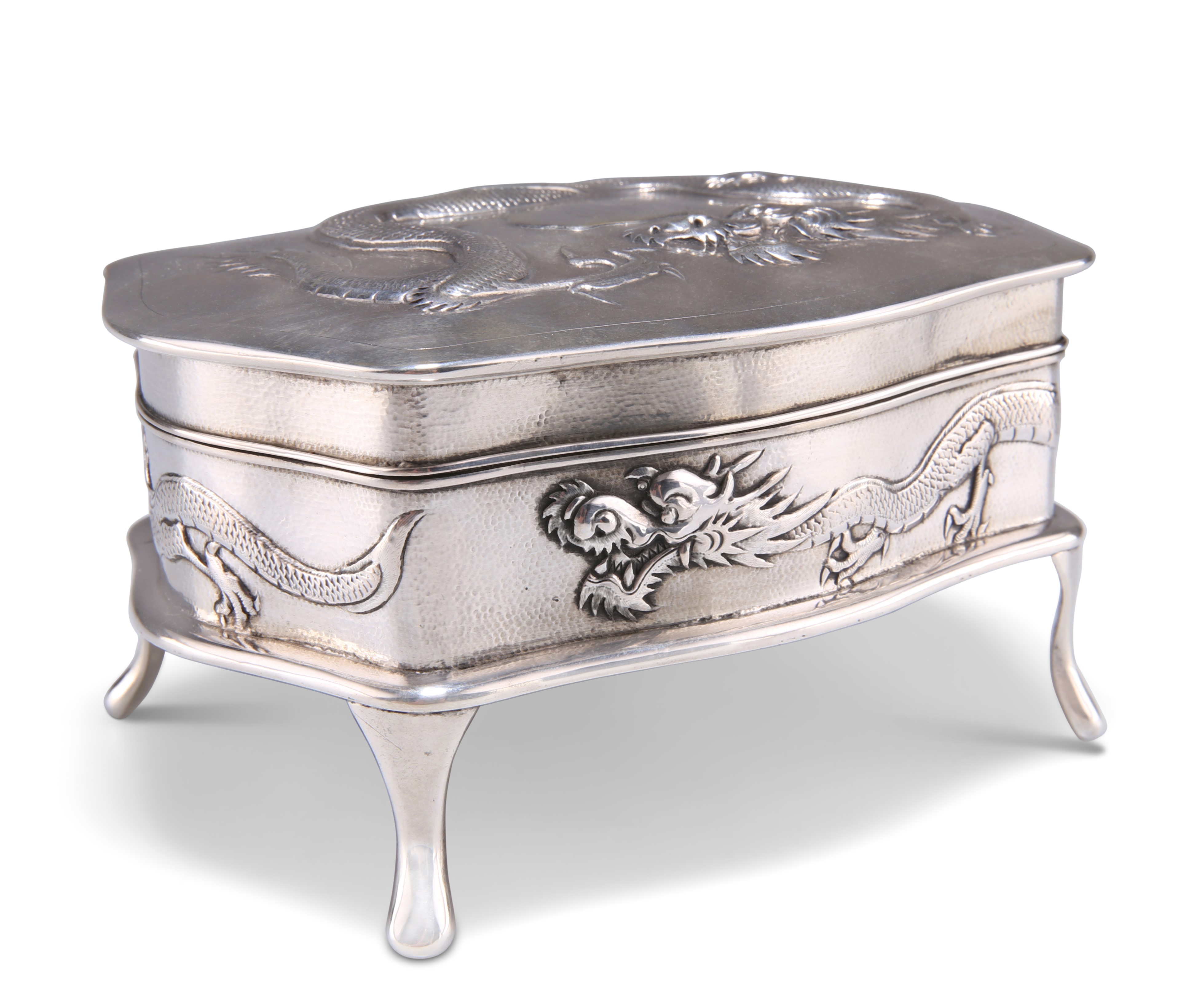 A CHINESE SILVER JEWELLERY CASKET