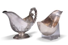 A FINE VICTORIAN SILVER SAUCE BOAT