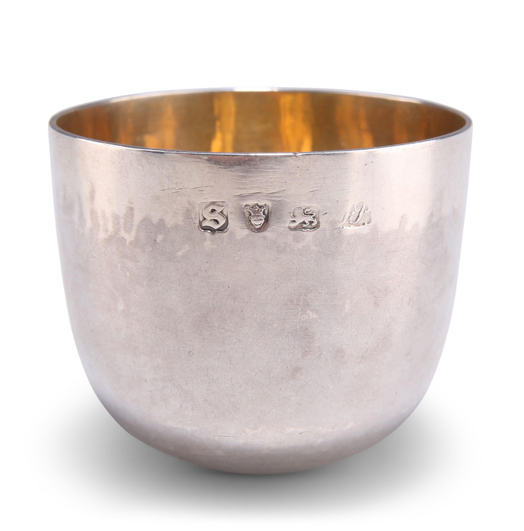 A GEORGE III SILVER TUMBLER CUP - Image 2 of 6