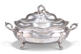 A LARGE GEORGE III SILVER SOUP TUREEN
