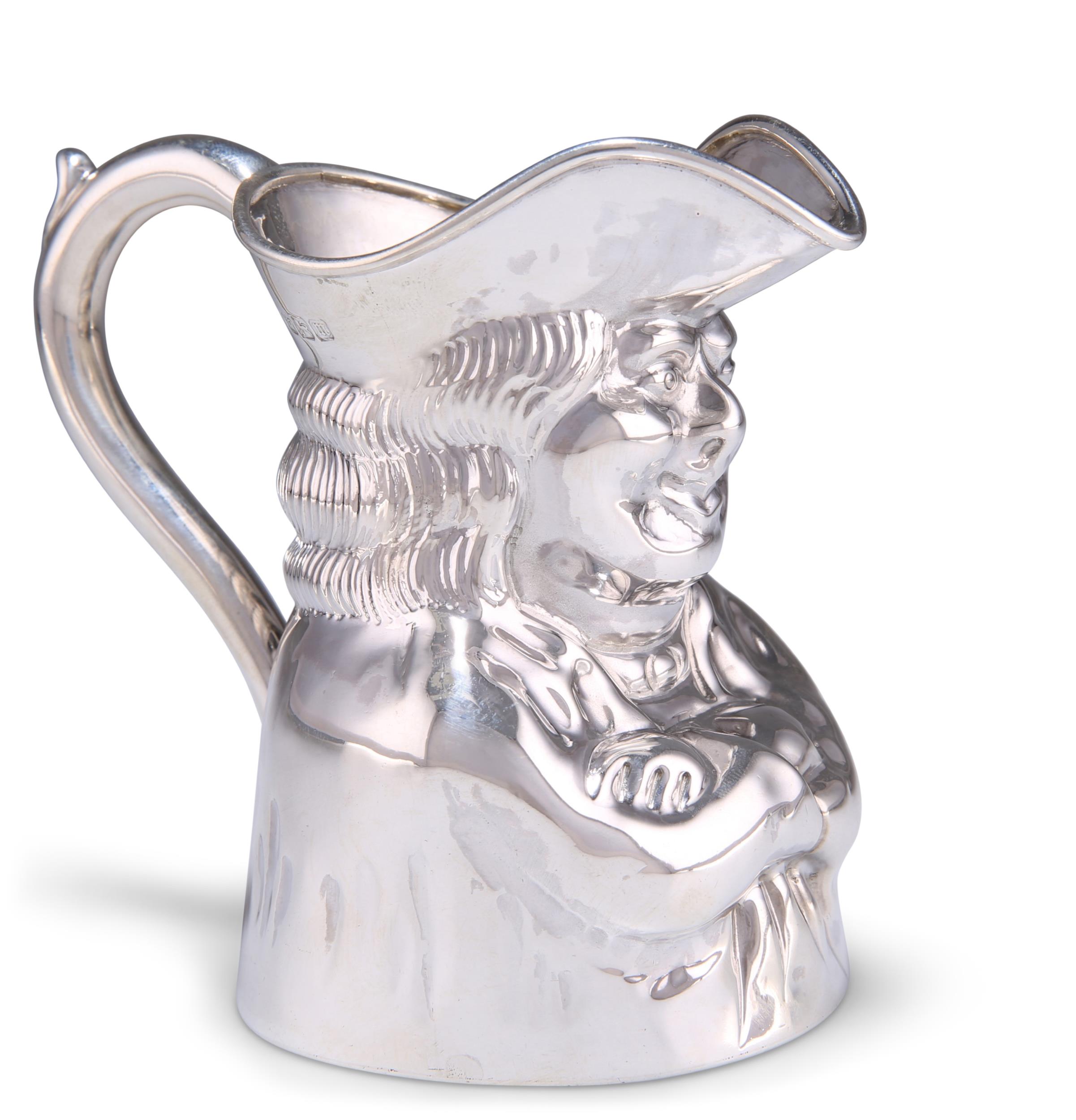 AN EDWARDIAN SILVER TOBY JUG - Image 2 of 6