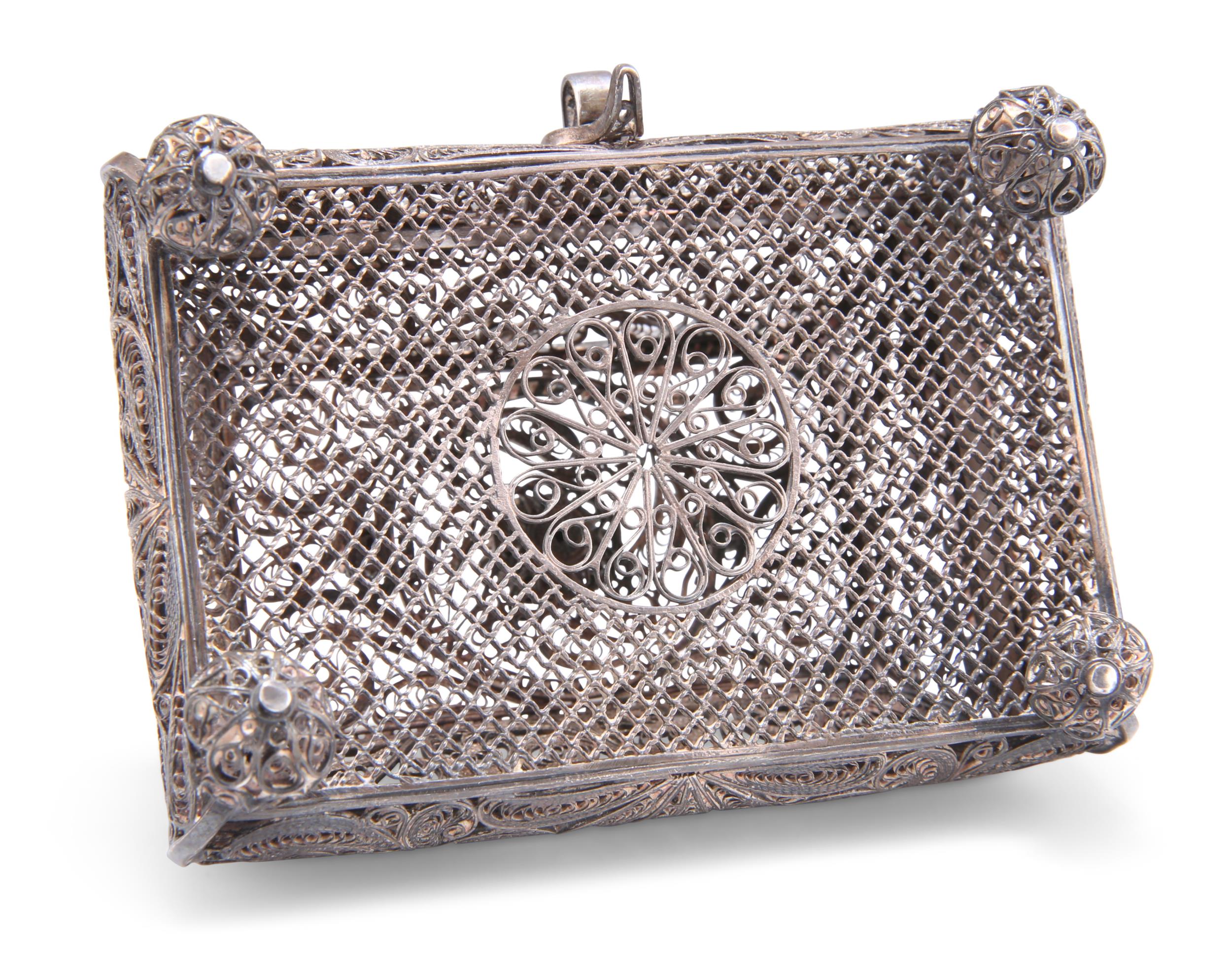 A 19TH CENTURY RUSSIAN SILVER FILIGREE CASKET - Image 6 of 6