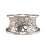 A GEORGE III STYLE SILVER DISH RING