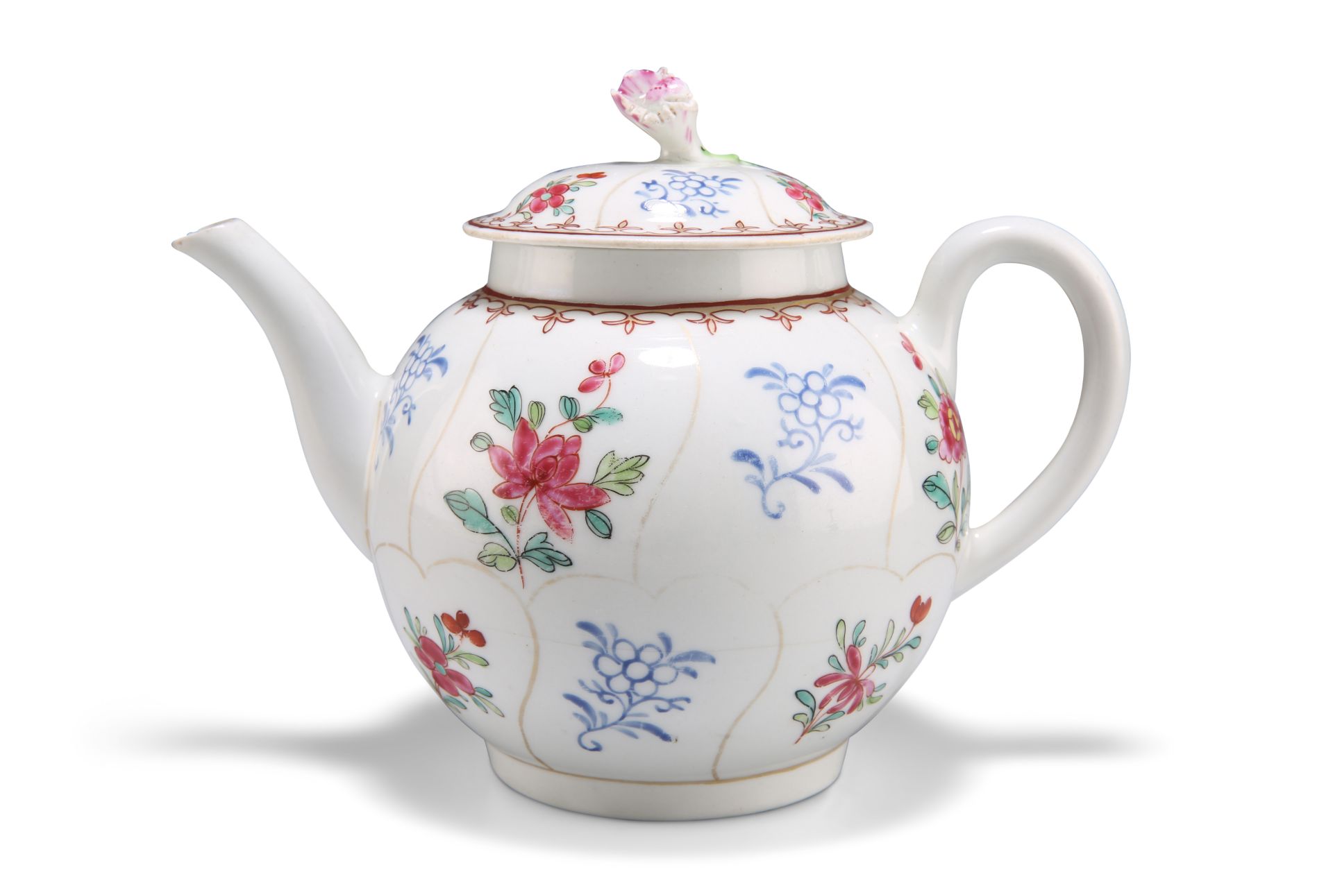 A WORCESTER TEAPOT AND COVER