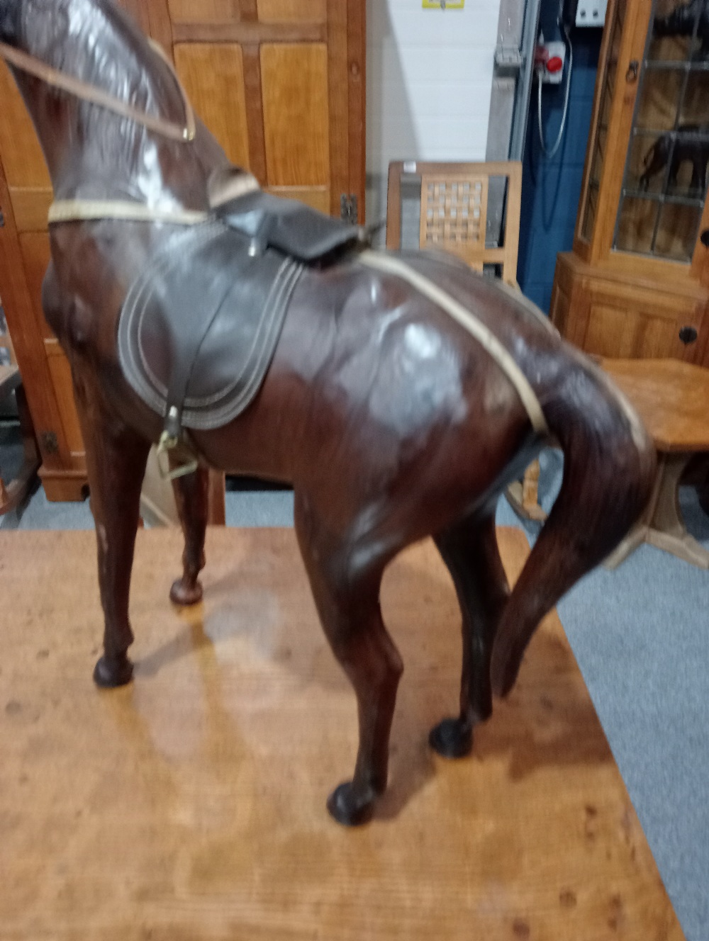 A LARGE VINTAGE LEATHER-COVERED MODEL OF A HORSE - Image 7 of 7