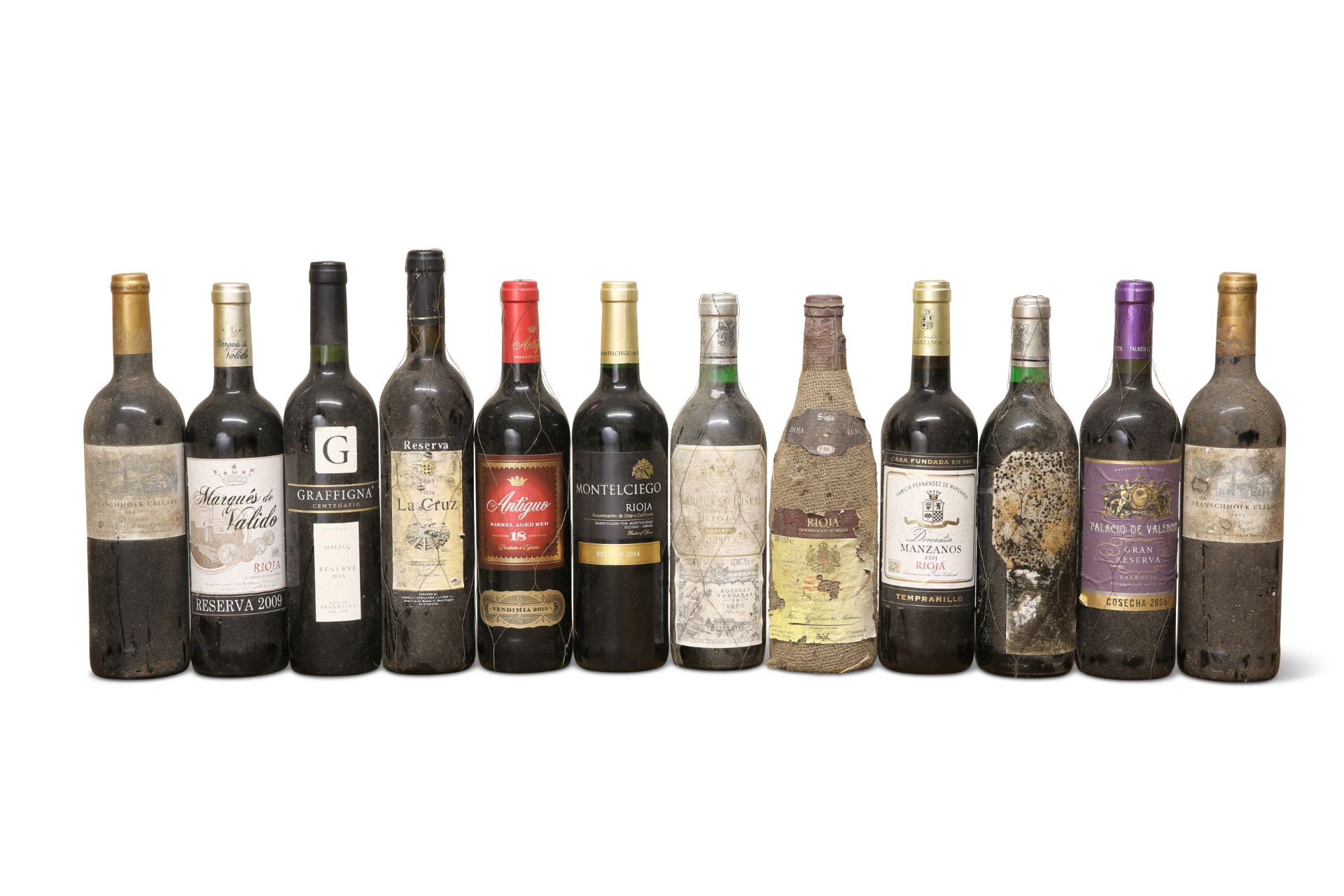 MIXED LOT OF RED WINES (12 BOTTLES)