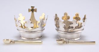 A PAIR OF ELIZABETH II NOVELTY SILVER SALTS