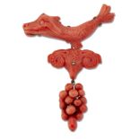 AN ITALIAN CORAL BROOCH