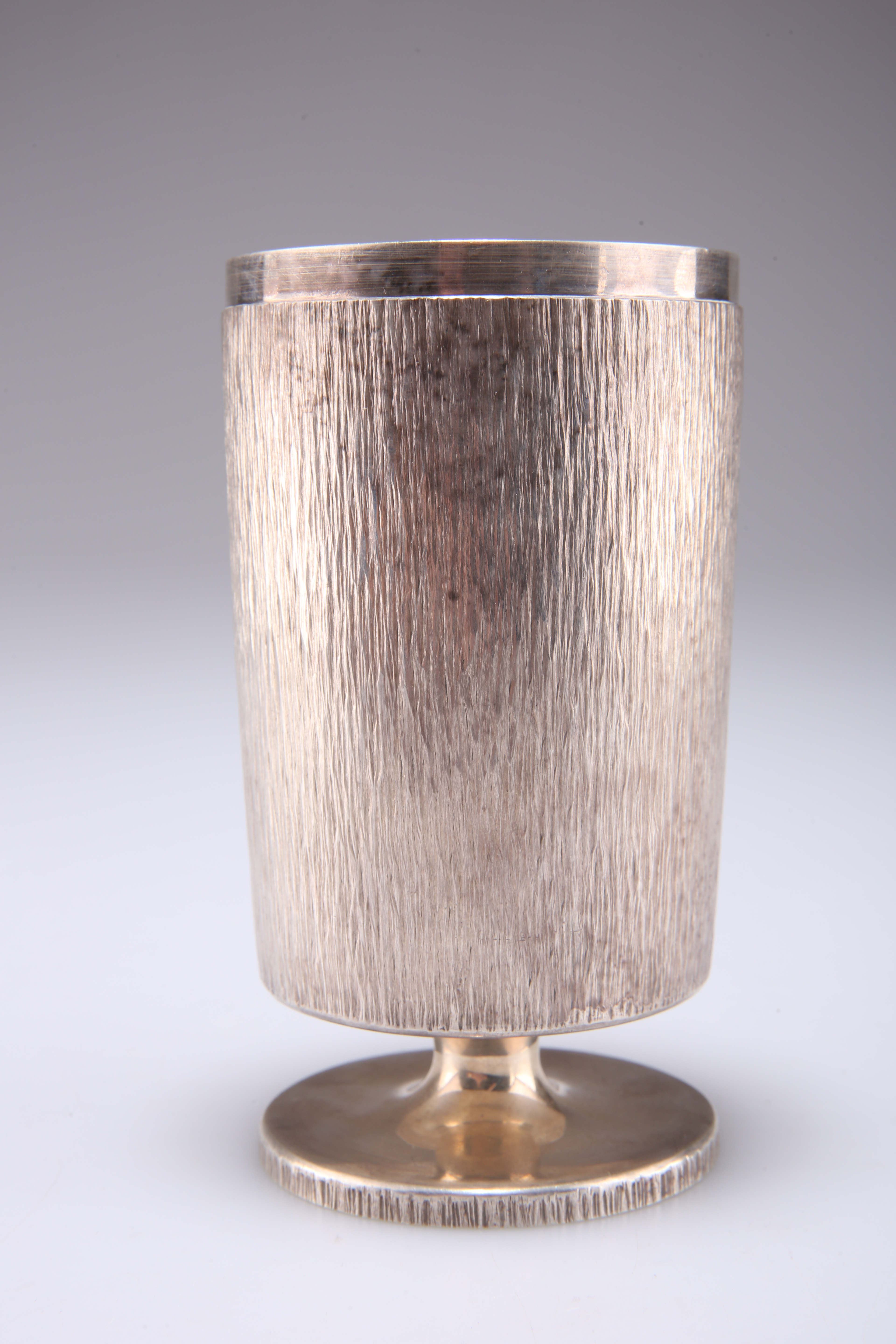 AN ELIZABETH II SILVER GOBLET - Image 2 of 3