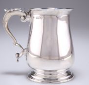 A VICTORIAN SILVER PINT MUG