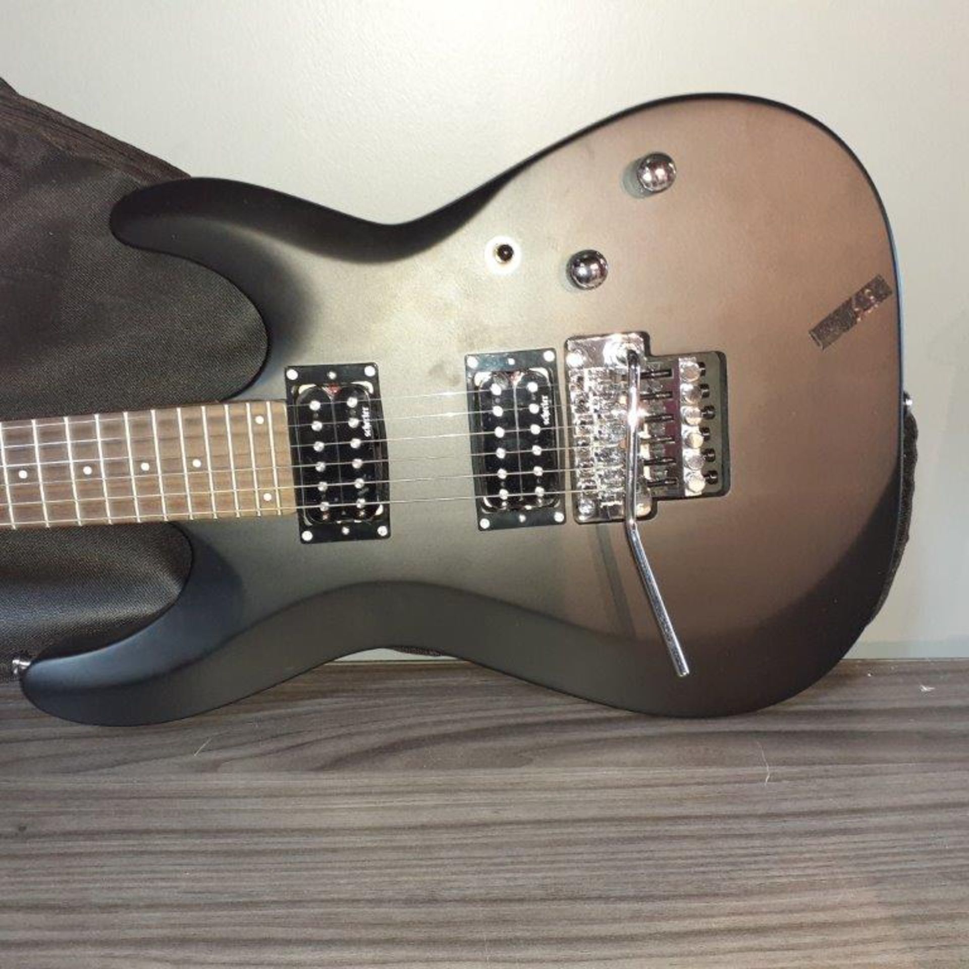 SCHECTER Electric Guitar - Image 2 of 3