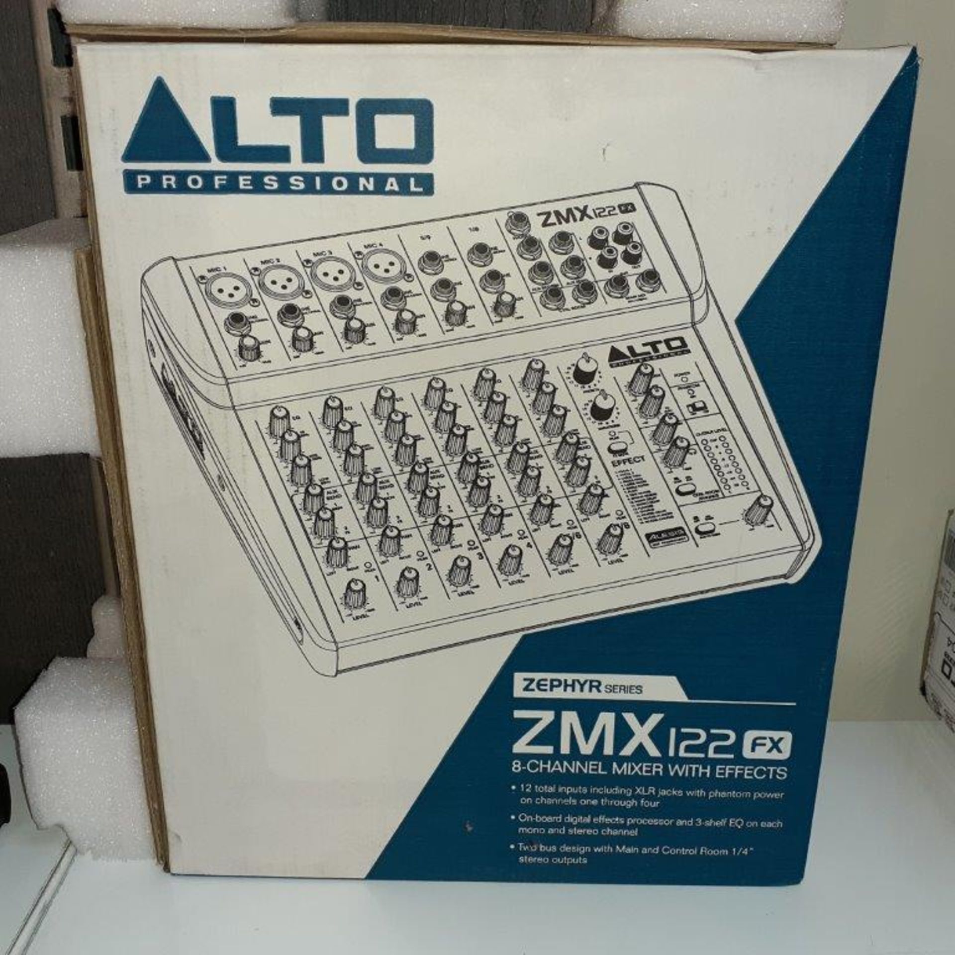 ALTO ZMX122 FX 8-Channel Mixer - Image 2 of 3