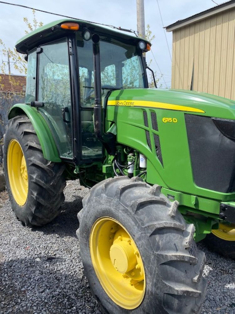 JOHN DEERE Tractor + Bankruptcy Sale: Jenningz Fire Protection ( tools, pipes, valves & supplies) + JEEP Cherokee 4x4, HINO Truck