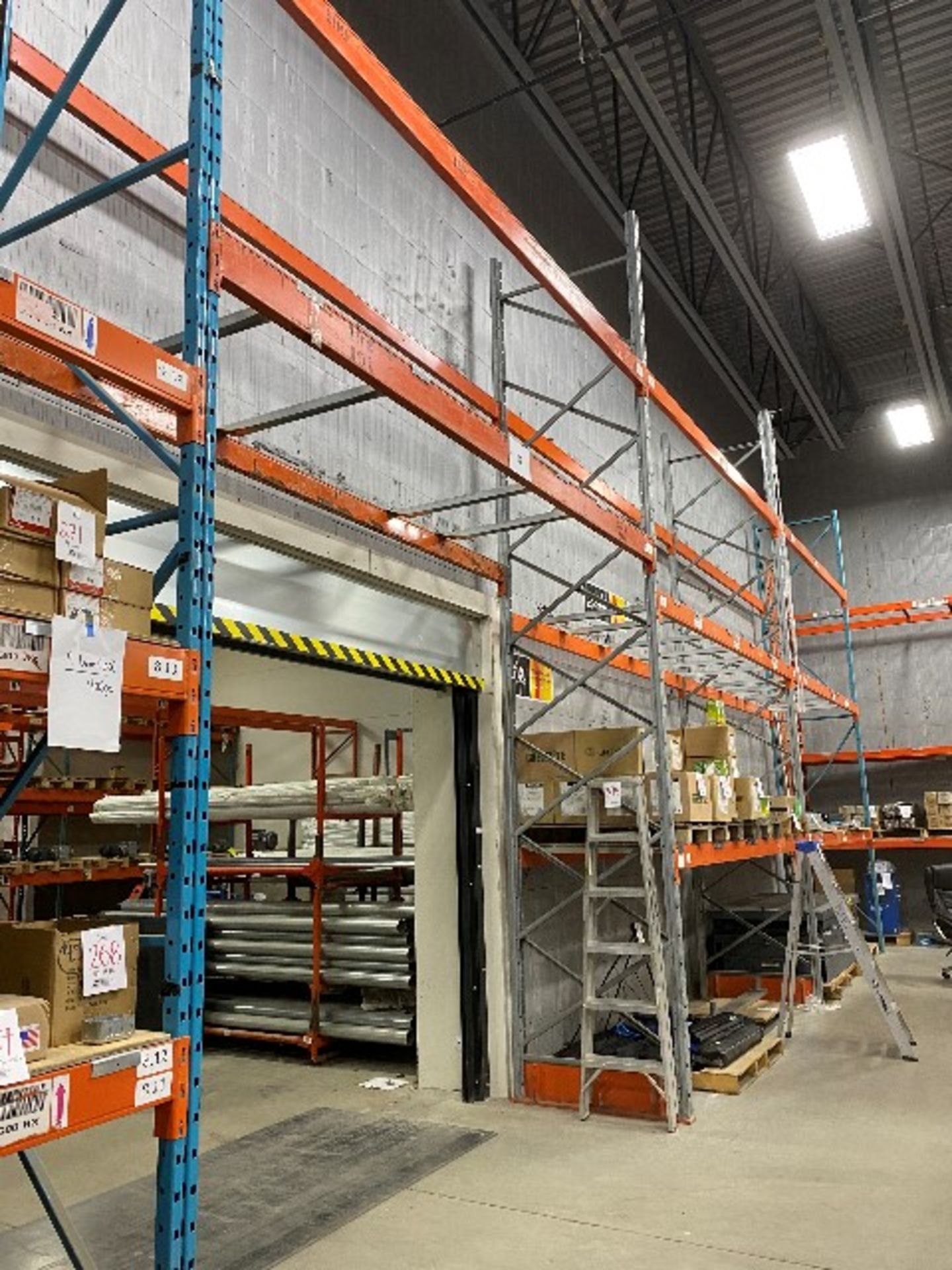 Ready racking, 16' x 42” w/24pcs-12' cross bars, 4 sections - Image 3 of 7