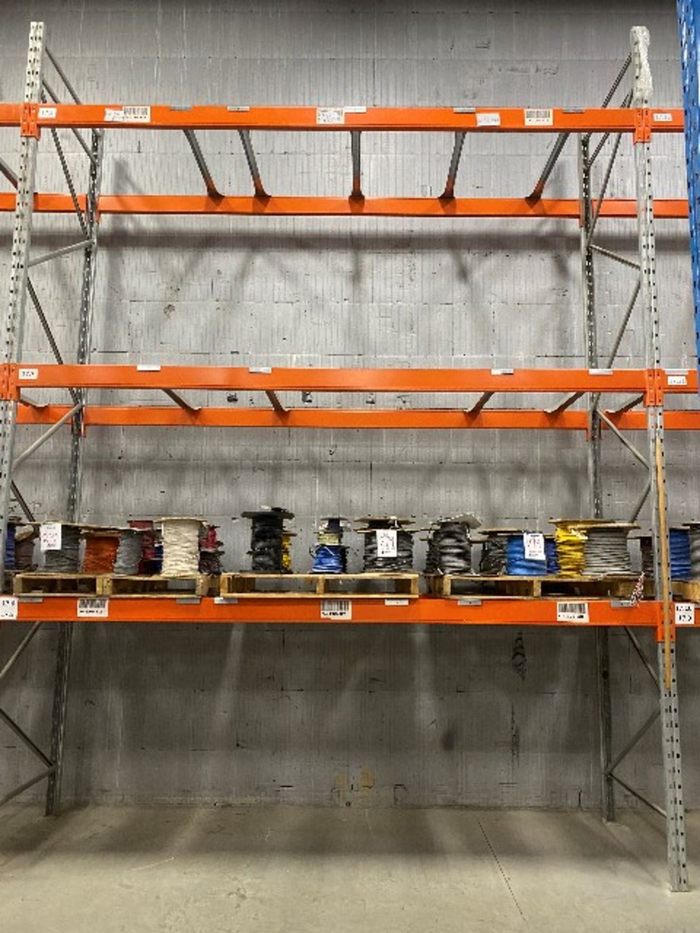 Ready racking, 16' x 42” w/18pcs-12' cross bars, 4 sections - Image 3 of 6