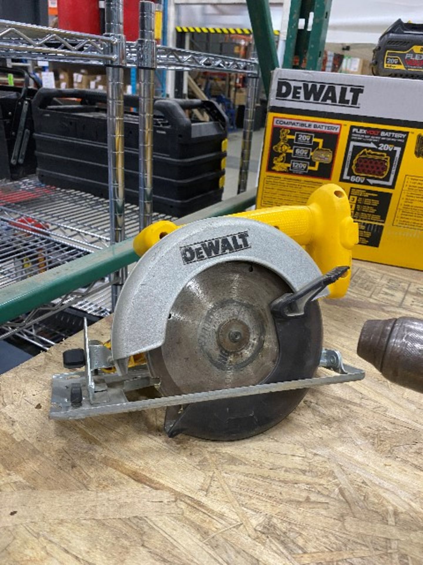 LOT, DeWalt Drill, circular saw, reciprocating saw, etc..., 6pcs - Image 2 of 5