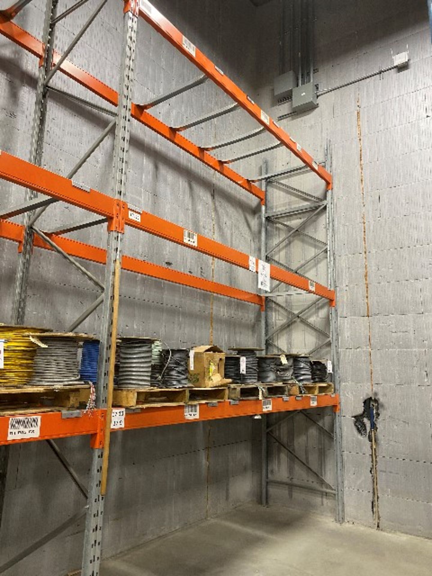 Ready racking, 16' x 42” w/18pcs-12' cross bars, 4 sections - Image 2 of 6