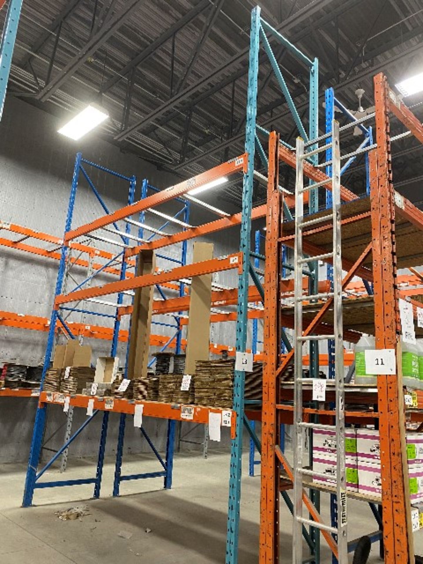 Ready racking, 18' x 42” w/22pcs-12' cross bars, 4 sections - Image 2 of 5