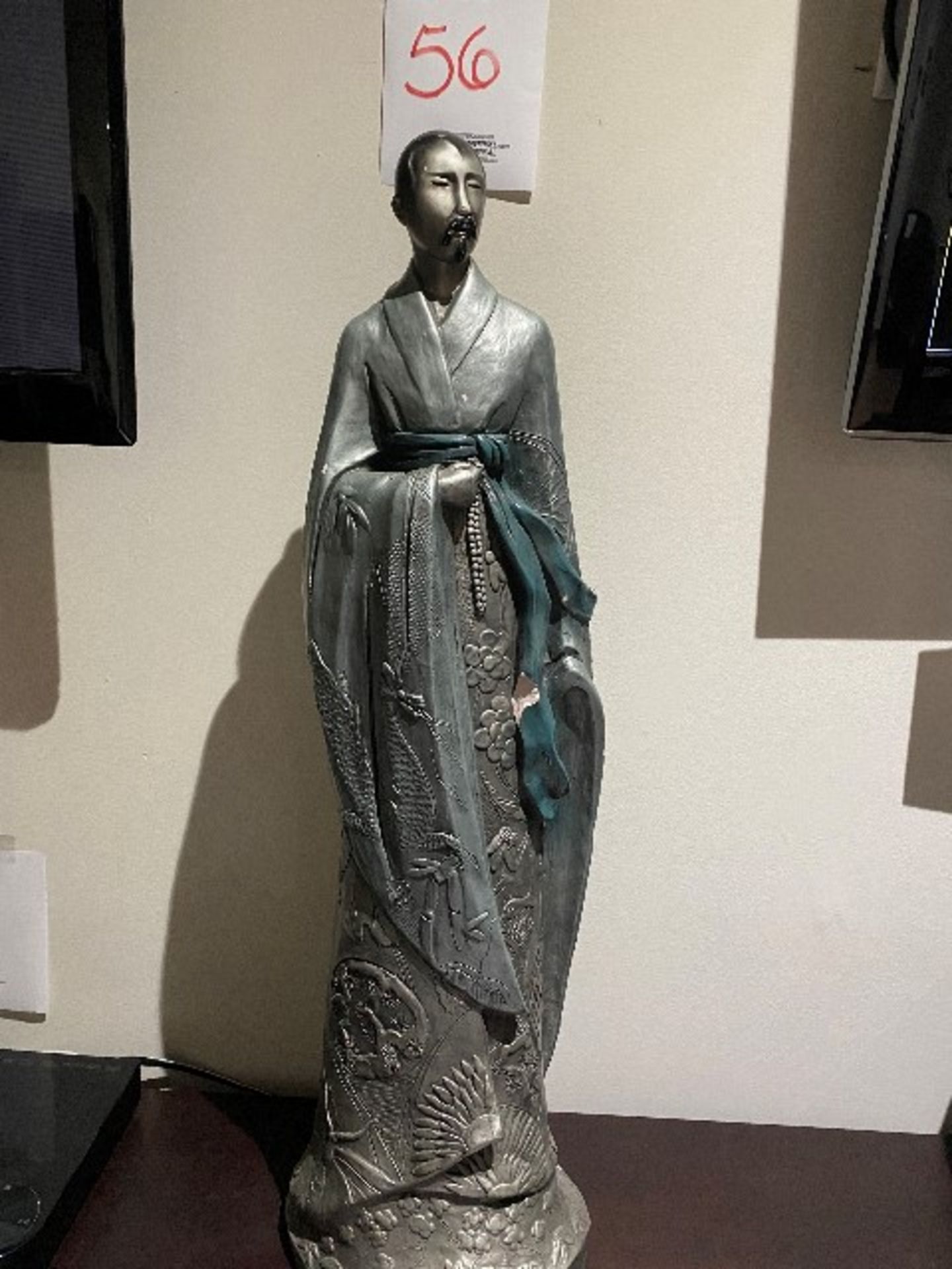 Decorative Asian statue