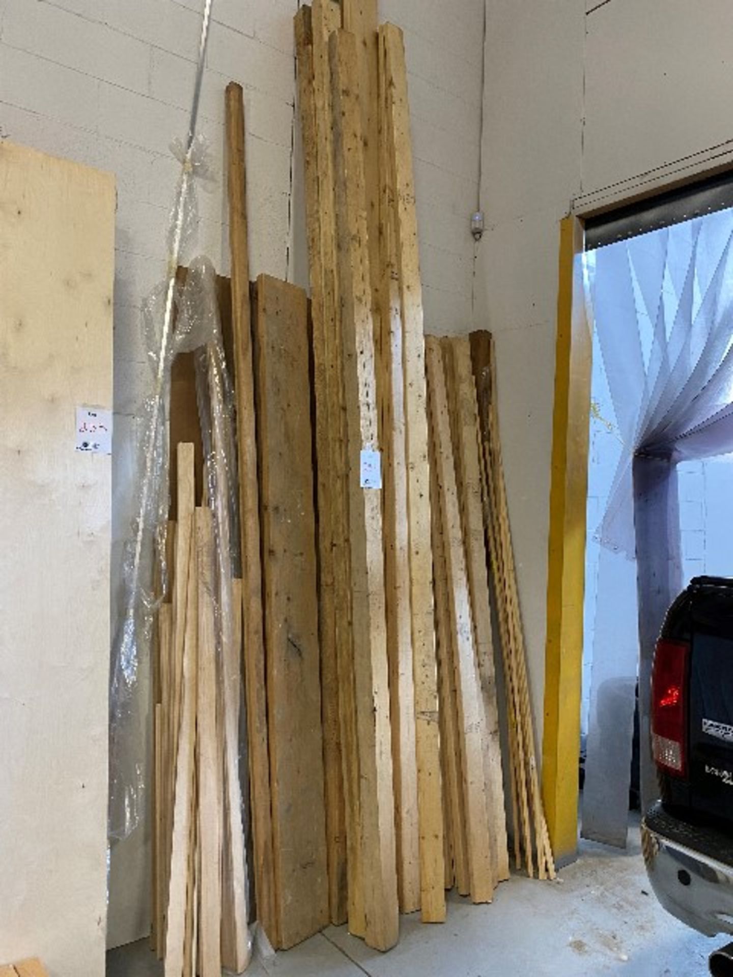 LOT, Assorted 2x4, 4x4, 2x6, etc...