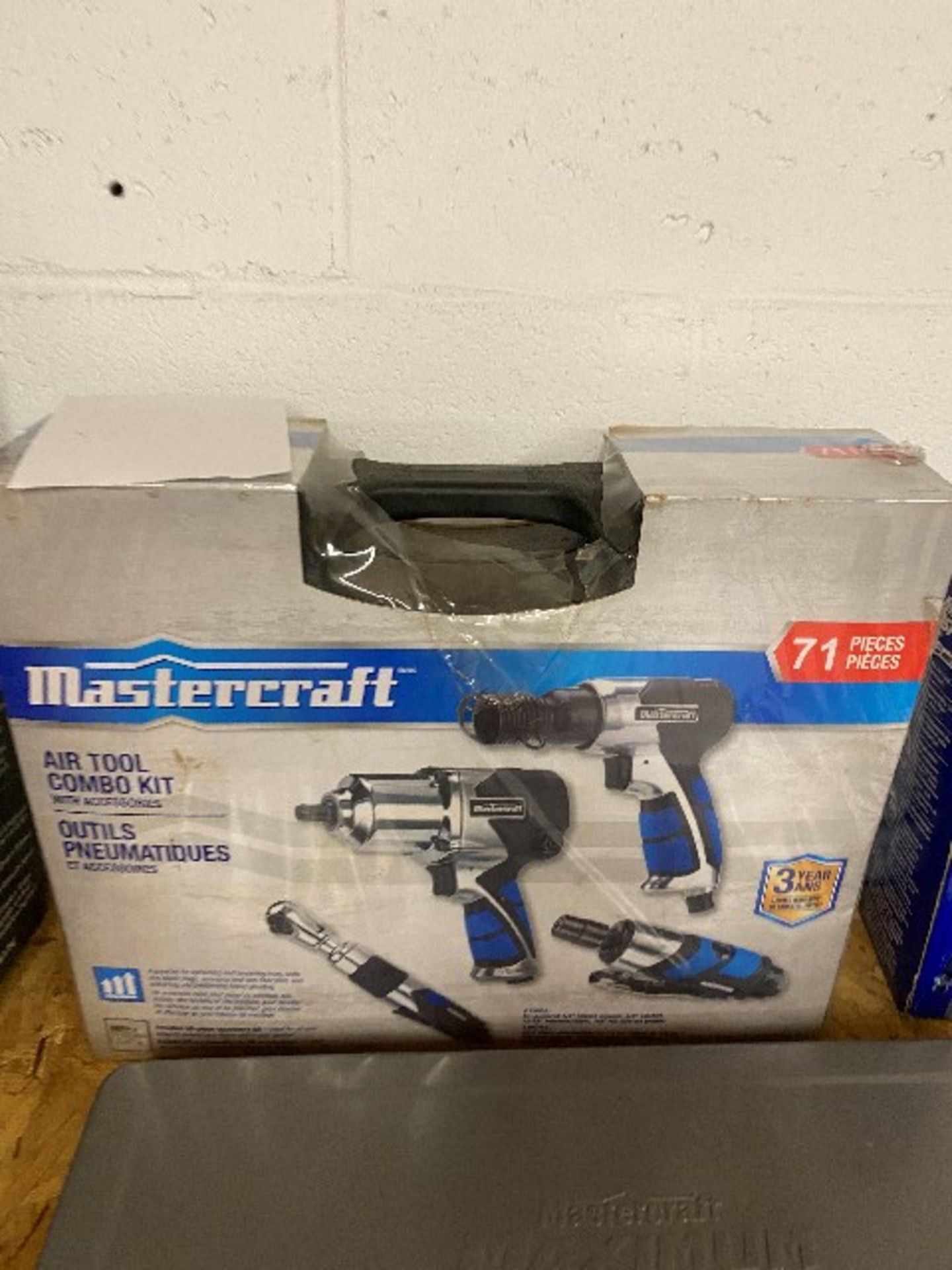 Mastercraft Air tool combo kit, 4 tools, wrench, ratchet, etc..., NEW