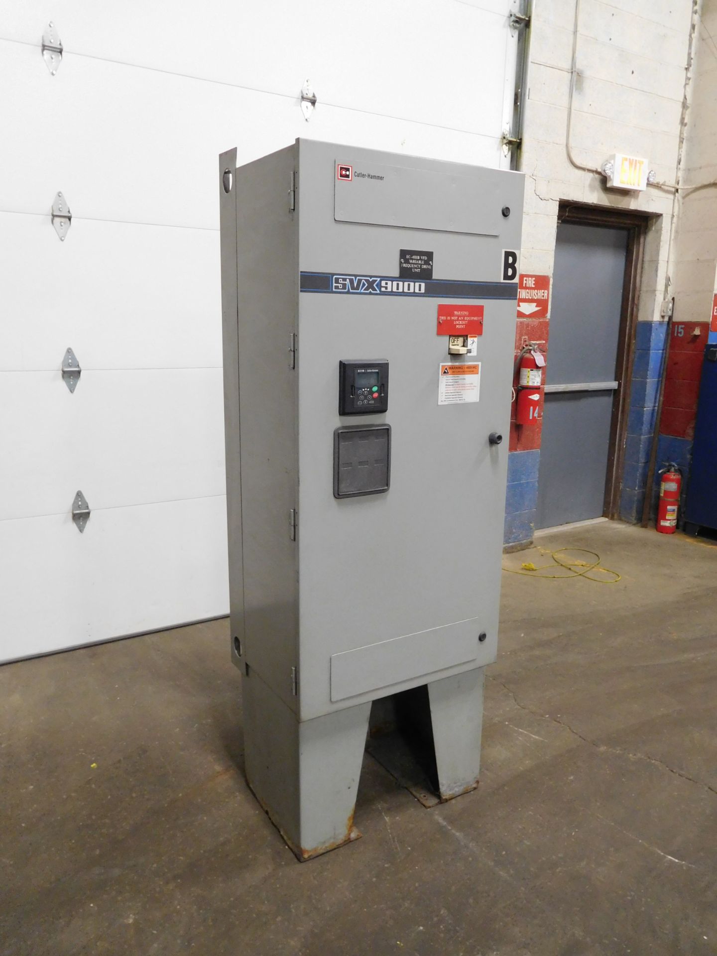 Eaton Cutler-Hammer SVX 9000 Variable Frequency Drive, 60 HP, 3 PH - Image 3 of 11