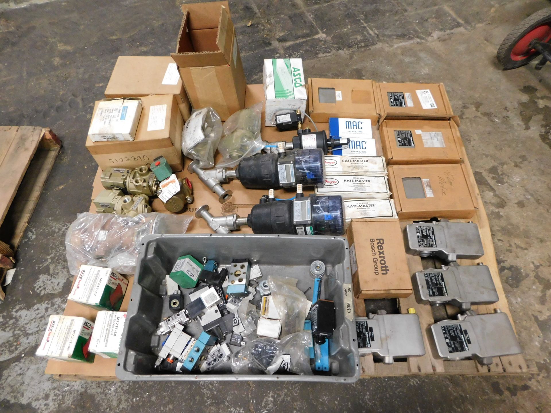 Miscellaneous Valves & Flow Meters, Endress + Hauser, Burkert, Mac, Ross, Asco, Cash