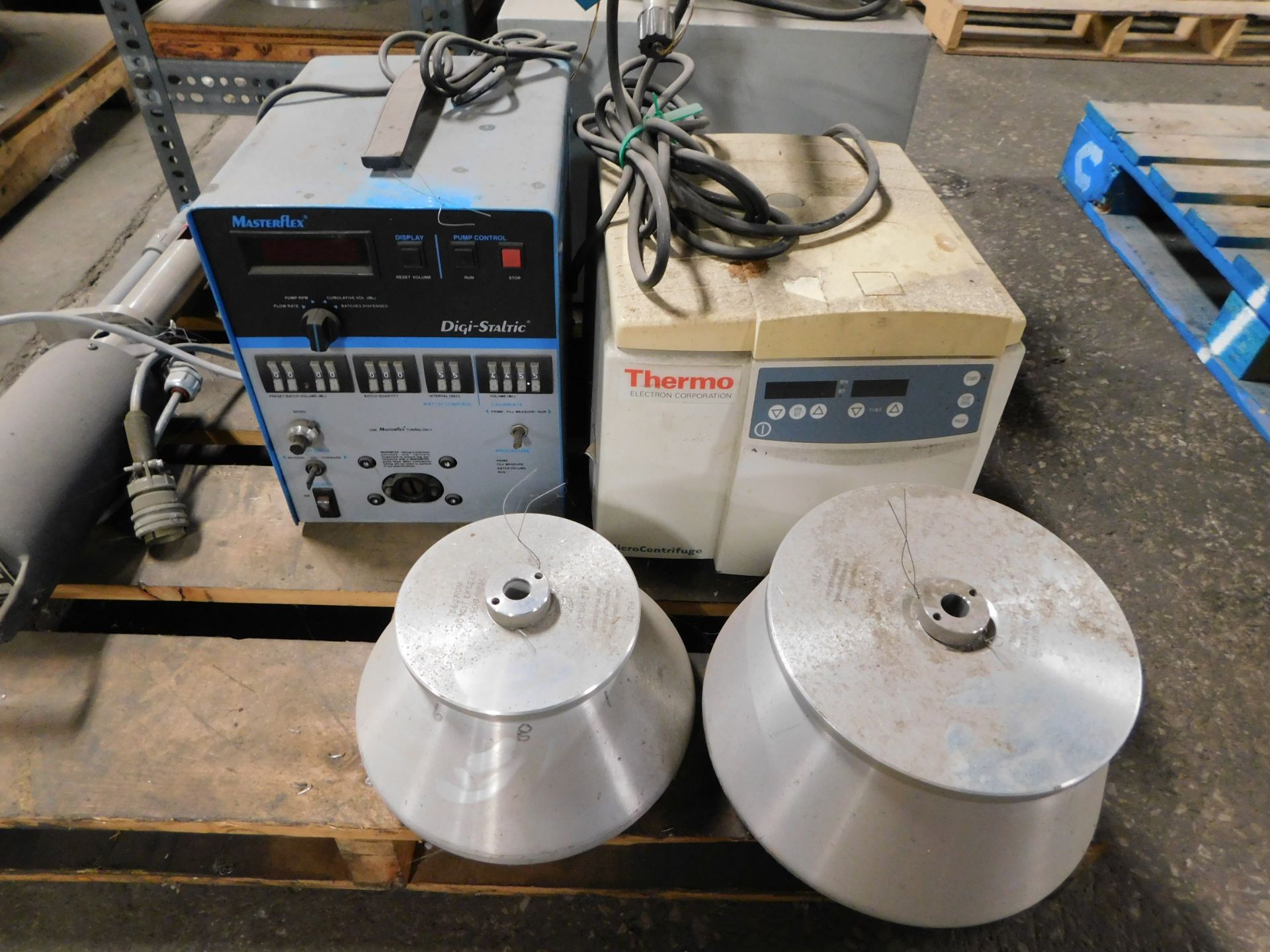 Miscellaneous Lab Equipment-Masterflex Pump, Heraeus Oven, Janis Cryo Tank, Brookfield Probe, Thermo - Image 6 of 6