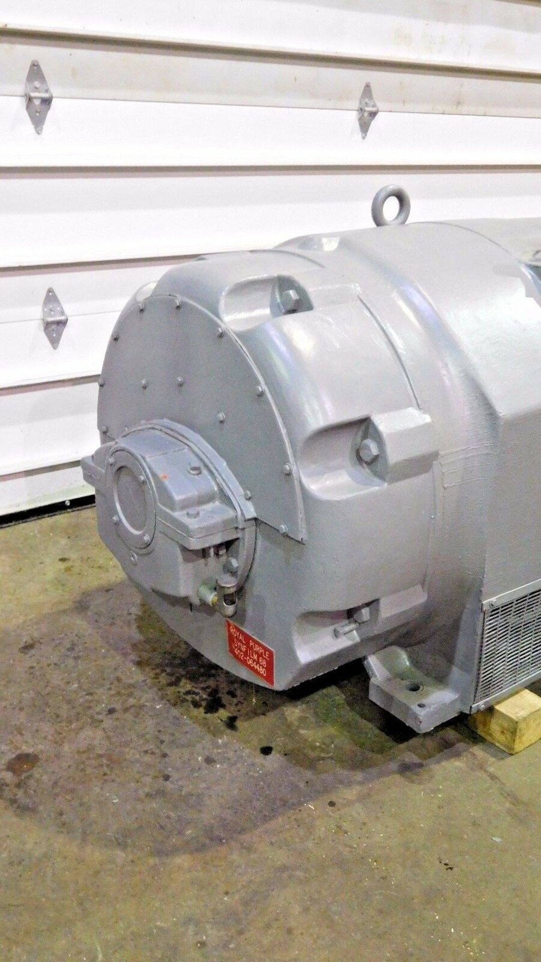 General Dynamics Electric Motor. 600 HP. 890 RPM. 688WZY. 4000 V. 60 Hz. 3 Ph. 86 A. - Image 3 of 4