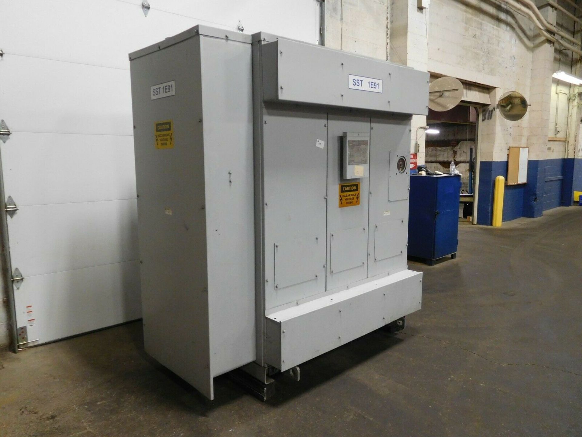 GE 750/1000 KVA Dry Type Transformer. 2400-480Y/277 V. 3 Ph. Class AA.