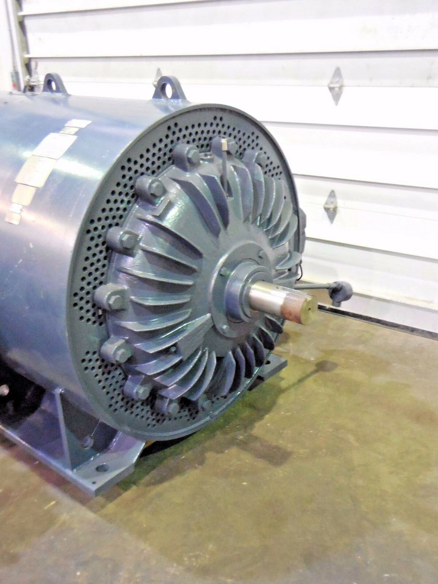 Siemens 350 HP Induction Motor. 886 RPM. 3 Ph. 4000 V. AZZ. 30ES8. 48 A. 60 Hz. - Image 2 of 5