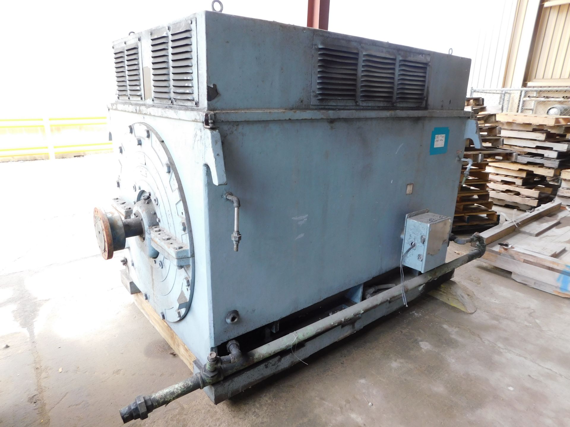 Louis Allis 2500 HP Electric Motor. 3500 RPM. 4000 V. 3 Ph. 60 Hz. WP-1. 1000 SPG.