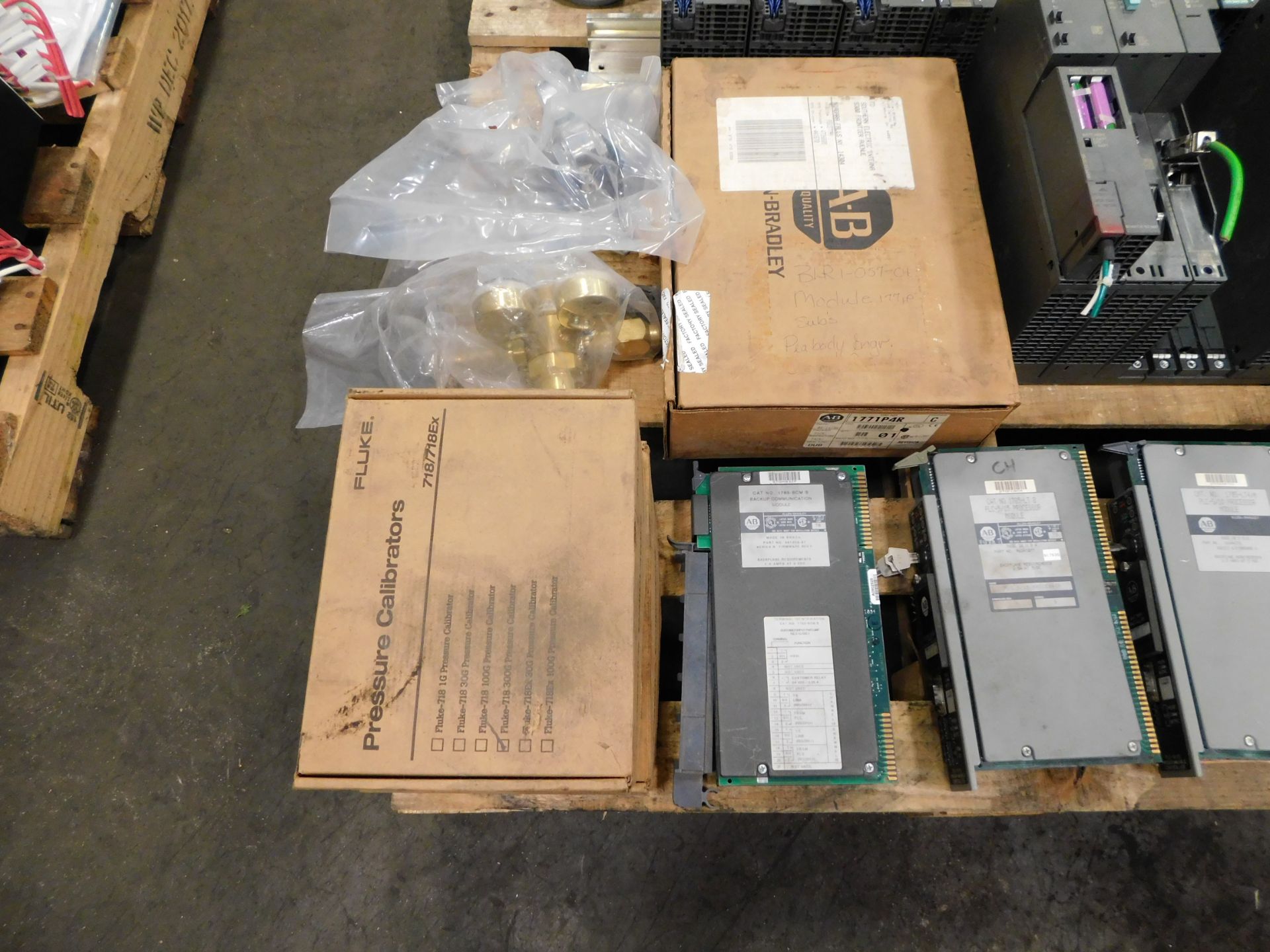 Pallet of Siemens PLC Controllers, Calibrators, Gauges - Allen Bradley, Fluke, etc. - Image 2 of 5